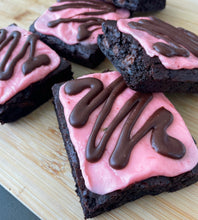 Load image into Gallery viewer, Strawberry Chocolate Sundae Brownie (GF)