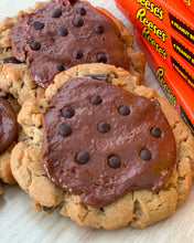 Load image into Gallery viewer, Chocolate Peanut Butter Cookie