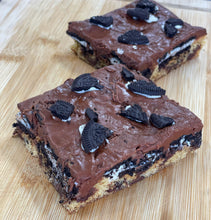 Load image into Gallery viewer, Blonde Oreogasm Brownie