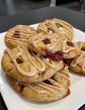Load image into Gallery viewer, Guava Shortbread Cookie