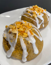 Load image into Gallery viewer, Pumpkin Pie Oreo Cookie Bombs